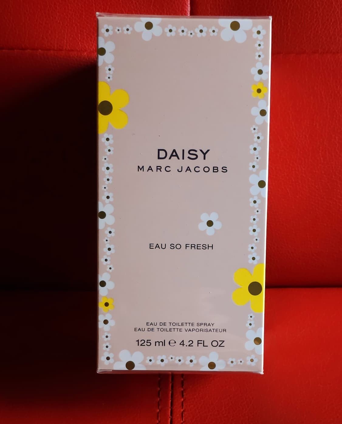 Marc Jacobs Daisy Eau So Fresh Eau de Toilette 125 ml perfume box