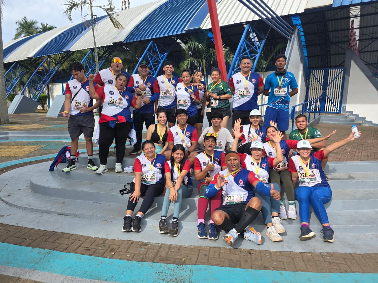 Los Chavorrukos running club group